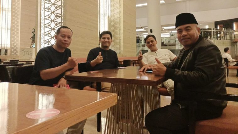 Ketua MD KAHMI Lombok Tengah (Loteng), Ahmad Tantawi (kedua kiri). Dokumentasi pribadi