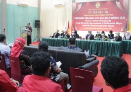 Anggota Ombudsman RI, Hery Susanto (kiri depan), memberikan sambutan dalam acara di STT Migas Balikpapan, Kaltim, pada Sabtu (26/3/2022). Dokumentasi Ombudsman RI