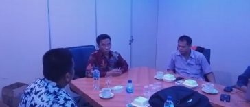 Sekretaris Jenderal MN KAHMI, Manimbang Kahariady, memberikan sambutan dalam Raker LMD MN KAHMI di KAHMI Center, Jakarta, pada Kamis (10/3/2022). Foto LMD MN KAHMI/Subhan Saka