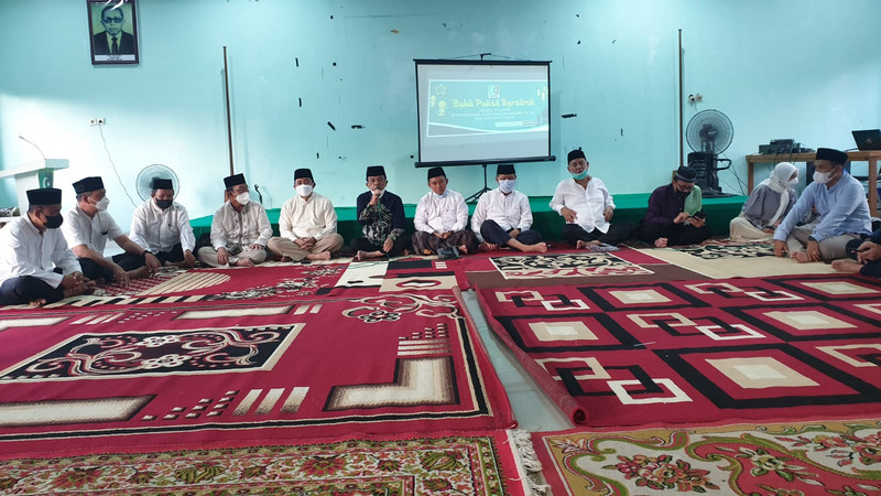 Kegiatan buka puasa bersama alumni dan kader HMI se-Kalteng di Sekretariat HMI Cabang Palangka Raya, Kalteng, pada Minggu (11/4/2022). Dokumentasi HMI Cabang Palangka Raya