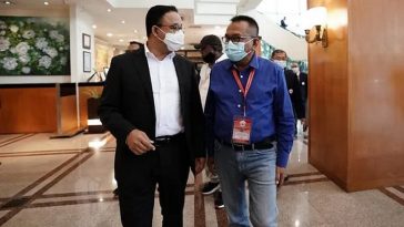 Ketua Umum MW KAHMI Jaya, Mohamad Taufik (kanan), bersama mantan Gubernur DKI Jakarta, Anies Baswedan. Istimewa