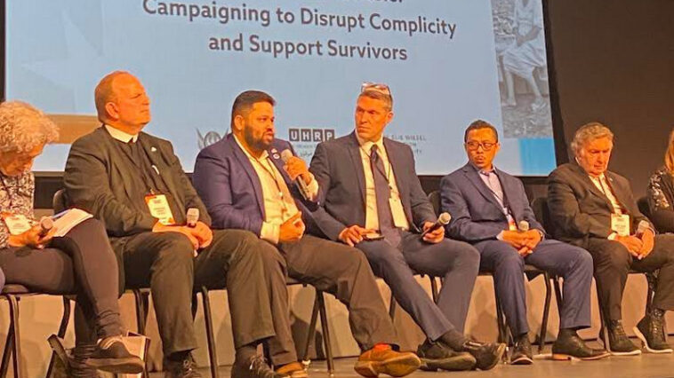 Direktur Jamaica Muslim Center New York, Shamsi Ali (kedua kanan), menjadi salah satu panelis dalam diskusi panel "Disrupting Uighur Genocide" di New York, Amerika Serikat, pada Kamis (18/4/2024) waktu setempat. Dokumentasi pribadi