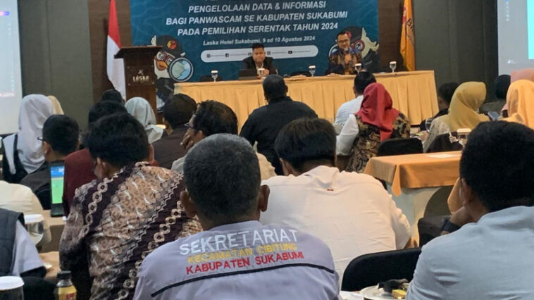 Direktur Eksekutif Human Studies Institute (HSI), Rasminto, menjadi narasumber Rakernis Pengelolaan Data dan Informasi bagi Panwascam se-Kabupaten Sukabumi, Jabar, pada Jumat (9/8/2024) malam. Dokumentasi pribadi