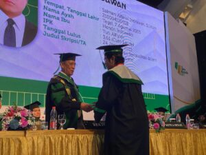 UICI Gelar Wisuda Perdana, Rektor Tekankan Inovasi dan Akses Pendidikan Digital untuk Indonesia Emas 2045