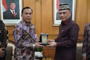 Menteri Wihaji Minta Petugas Lapangan Lebih Gencar Mendistribusikan Program MBG 3B