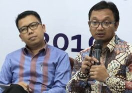 Ekonom Dandi Ramdani (Kanan)